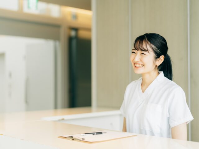 歯科医院の会計を効率化!自動精算機・セルフレジ導入で受付業務を最適化